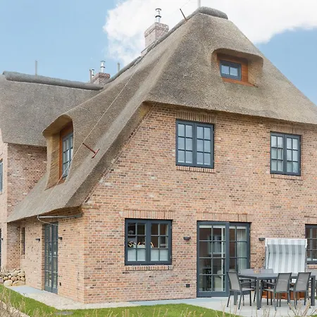 Oyster Cove Holiday home List